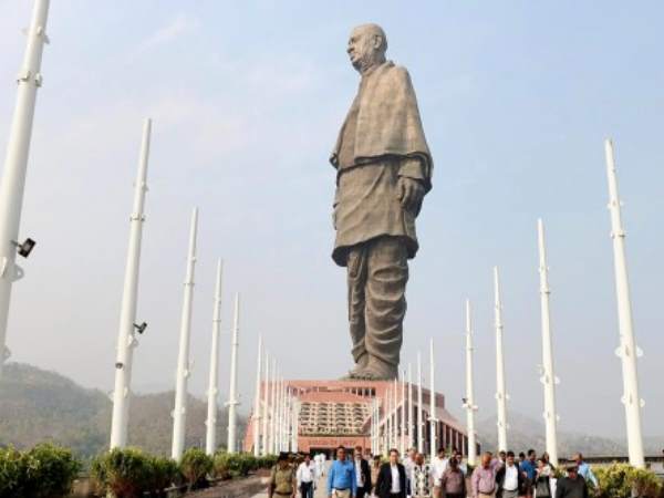 जानिए नवंबर और दिसंबर की कमाई