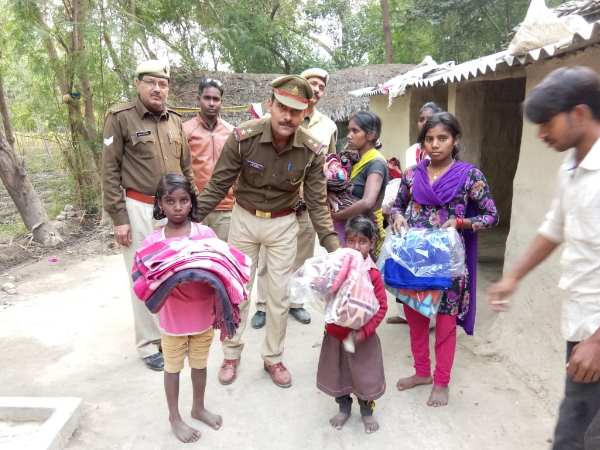 sultanpur sub inspector took blanket and cash when he heard about the sad story of 5 girls