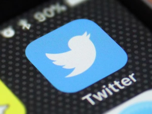 महिलाओं को 1.1 मिलियन अपमानजनक या अभद्र ट्वीट भेजे गए