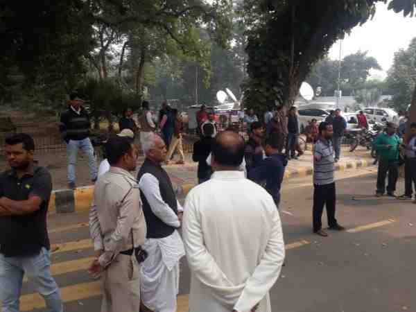 patna highcourt advocate jeetendra kumar shot dead