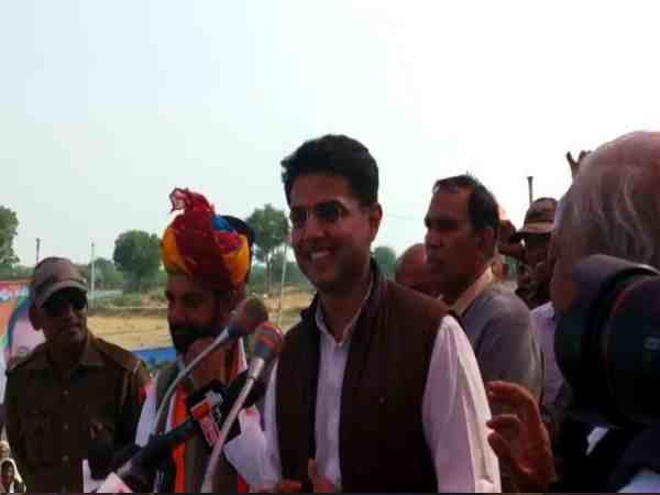 राजस्थान: सचिन पायलट ने कांग्रेस प्रत्याशी को कहा गरीब सुदामा, बोलें- इन्हें मेरे साथ विधानसभा भेजिए राजस्थान: सचिन पायलट ने कांग्रेस प्रत्याशी को कहा गरीब सुदामा, बोलें- इन्हें मेरे साथ विधानसभा भेजिए