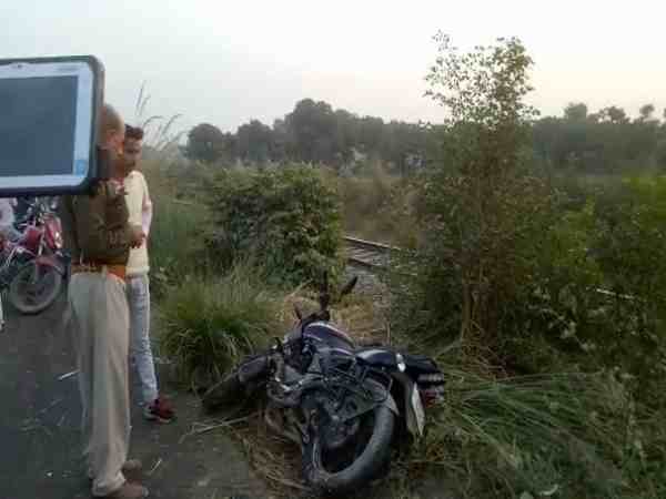 यूपी: सड़क पर रौंदी गई मां और दुधमुहे बेटे की जिंदगी, दर्दनाक हादसा