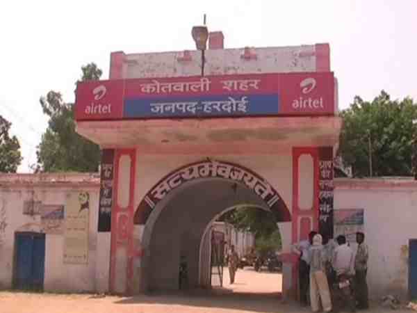 यूपी: बेरहम बहू ने झगड़े के दौरान सास को छत से नीचे फेंका, हुई मौत