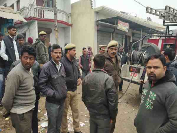 बुजुर्ग पति ने पत्नी की कुल्हाड़ी से काटकर की हत्या, कहा- जेल में कटेगी बाकी जिंदगी