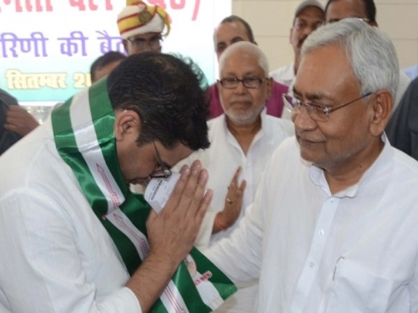 नीतीश कुमार ने बताया खास मकसद के लिए प्रशांत को लाया गया नीतीश कुमार ने बताया खास मकसद के लिए प्रशांत को लाया गया