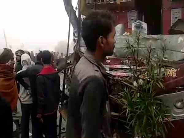 Accident in Mainpuri one died many injured