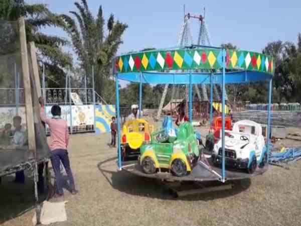 हर तरह के स्टॉल हर तरह के स्टॉल