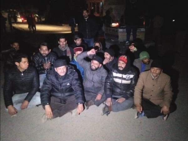 two people died due slipping in the snow in himachal pradesh