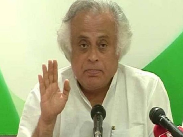 जयराम रमेश ने कैरवां मैगजीन के लेख को आधार बना लगाए थे गंभीर आरोप