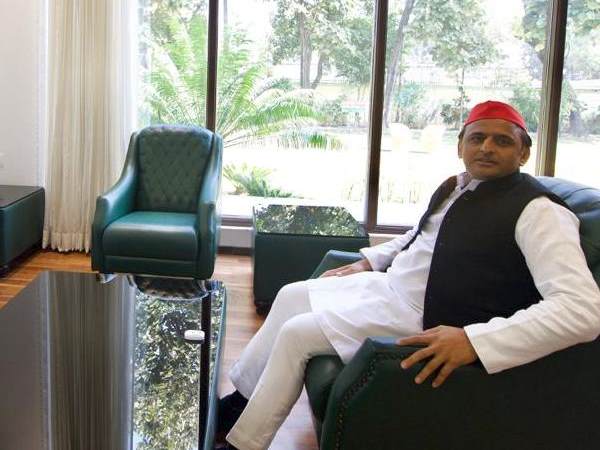 गठबंधन को RJD का समर्थन गठबंधन को RJD का समर्थन