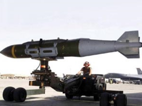 हाइपरसोनिक मिसाइल और बंकर बस्टर्स अटैक से करेगी रक्षा