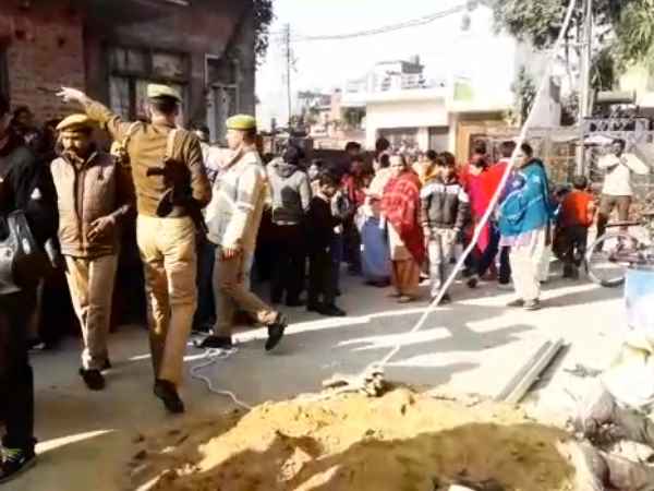 3 workers die due to current while installing the cable in Bareilly