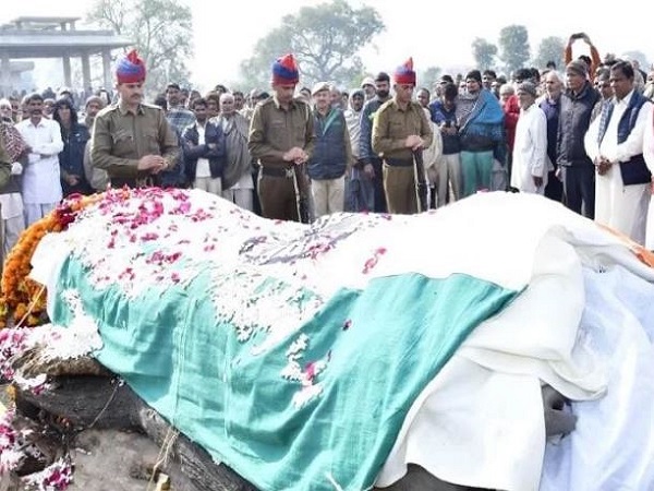 भारत के आजाद होने के बाद आए थे वापस भारत के आजाद होने के बाद आए थे वापस