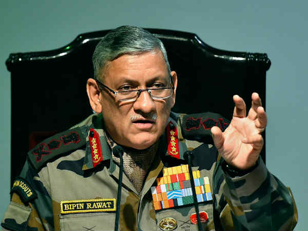 'हम रुढ़िवादी हैं, प्लीज' 'हम रुढ़िवादी हैं, प्लीज'