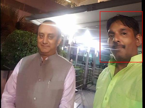 कार में जबरन उठा ले गए