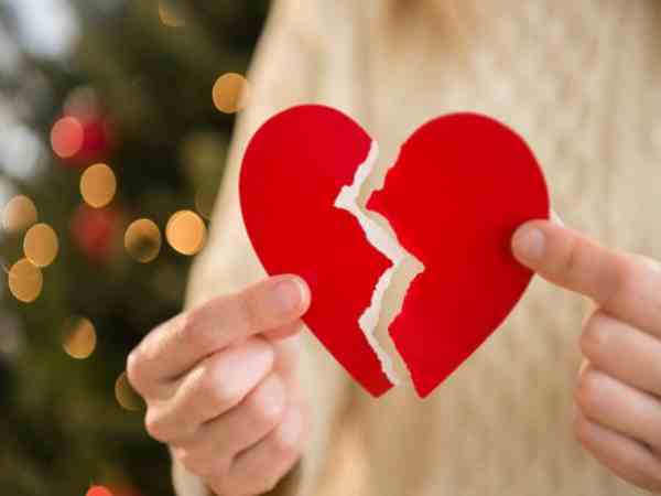 कंपनी में हुई दोस्ती फिर हो गया था प्यार