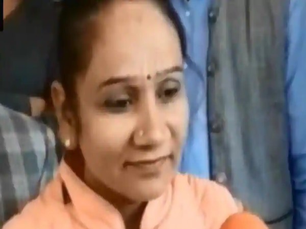 'हमने ही सरकार बनाई है'