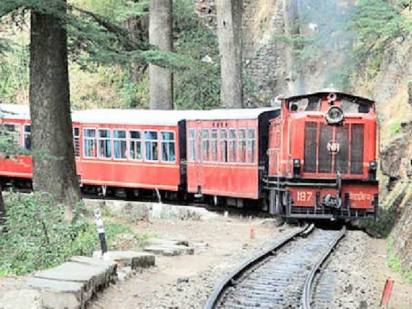 हेरिटेज लाइन कालका टू शिमला