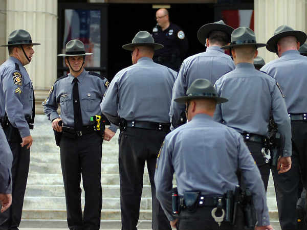 पुलिस को था फायरिंग का डर 