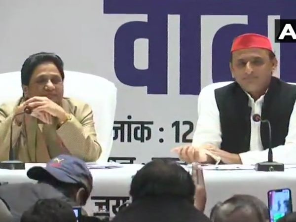 कांग्रेस से हमें कोई फायदा नहीं: मायावती