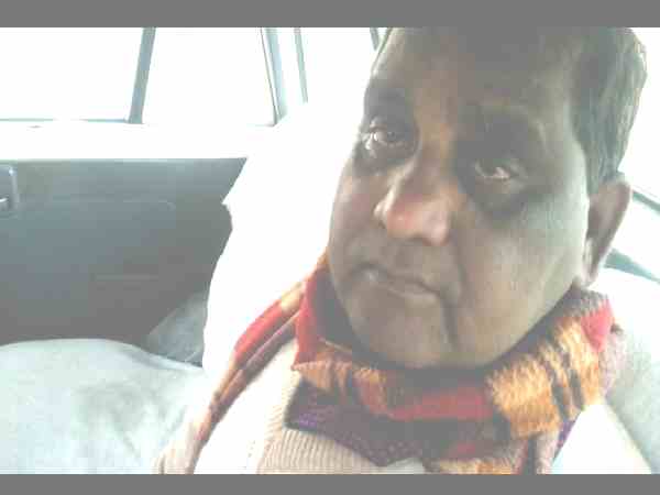 'डॉक्टरों की बेइज्जती नहीं देख सकते'