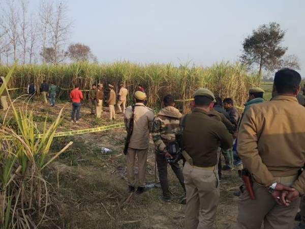 दो पुलिसकर्मी घायल