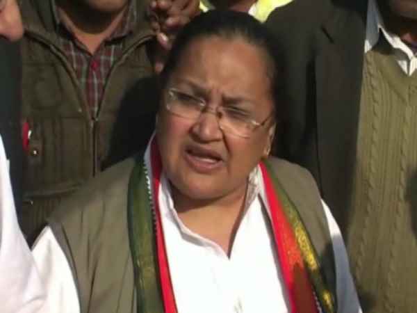 Salman Khurshids wife Louis Khursheeds car accident in Farrukhabad