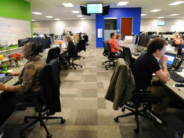 मिलती है बहुत कम सैलरी 