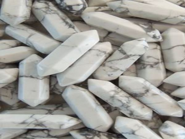 ऐसा करने से रूकेगा बालों का झड़ना