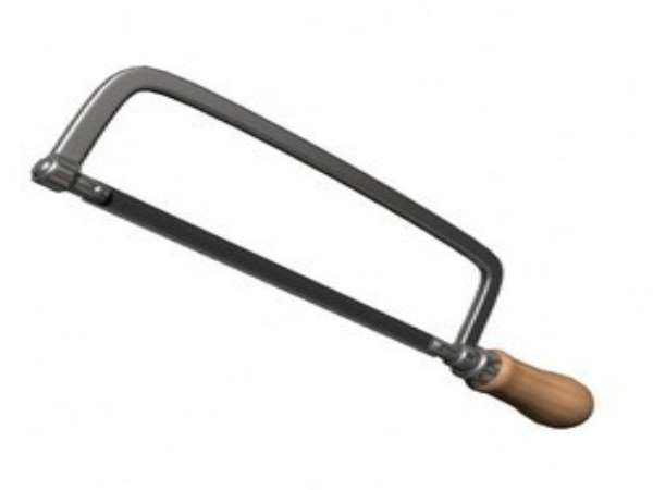 हेक्सा ब्लेड से किया शरीर के टुकड़े