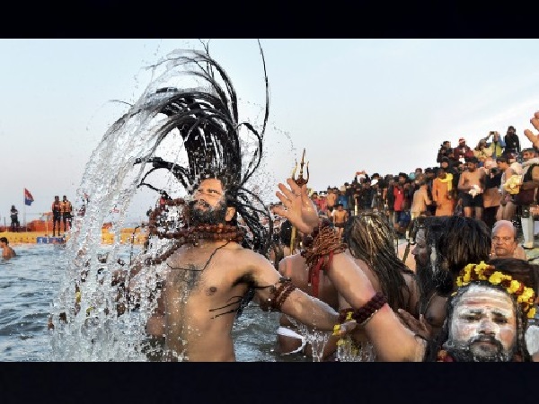 आज कुंभ का पहला शाही स्नान, सवा करोड़ लोग लगाएंगे डुबकी
