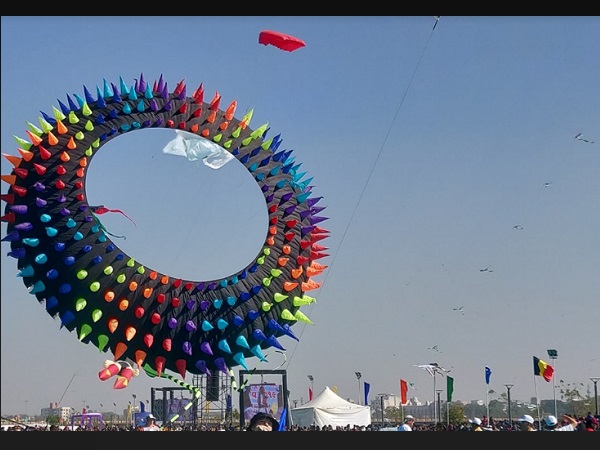 रिवरफ्रंट में उत्सव में क्या—क्या?