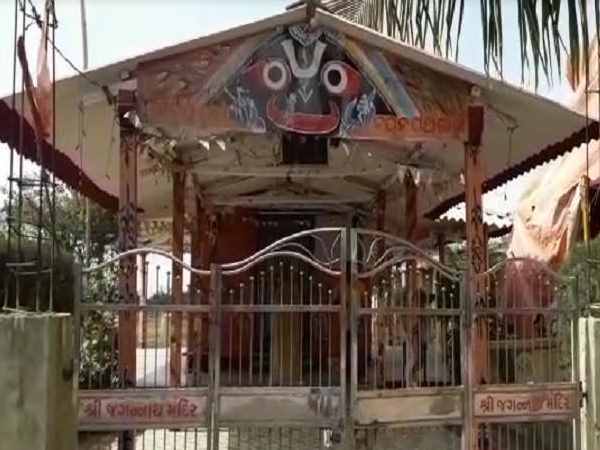 चार मंदिरों में चोरों ने की ऐसी वारदात