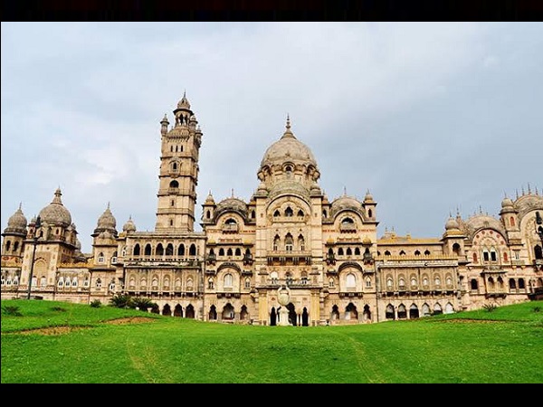 रूपाणी ने दी ये सफाई रूपाणी ने दी ये सफाई