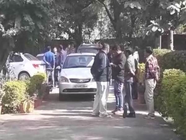 IRS Sahiram Meena के मुम्बई में फ्लैट व जयपुर में पेट्रोल पंप