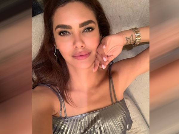 ईशा ने महिलाओं को बताया पुरुषों से बेहतर