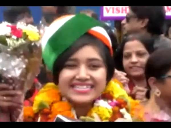 Ishita Vishwakarma winner of Sa Re Ga Ma Pa Reached Home town Jabalpur Ishita Vishwakarma winner of Sa Re Ga Ma Pa Reached Home town Jabalpur