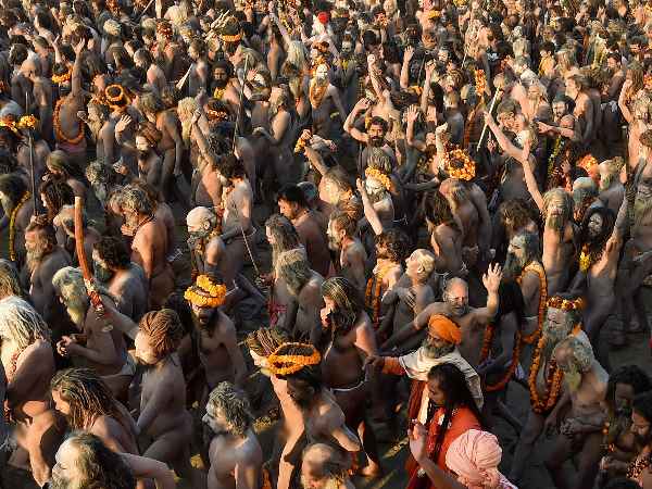 जूना अखाड़े में शामिल हुआ था किन्नर अखाड़ा