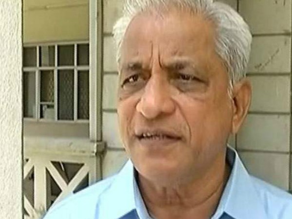 भगवान को जेल भेज दें या फिर मेंटल अस्पताल