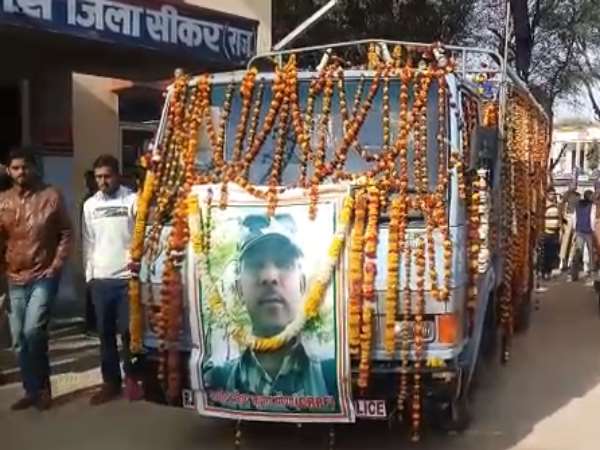 देर शाम जयपुर पहुंची पार्थिव देह