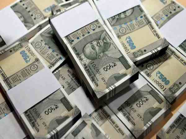 2.70 लाख लेकर नौकरी लगवाने का वादा 