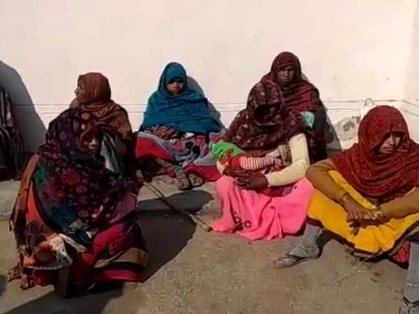 हमला कर हुए फरार