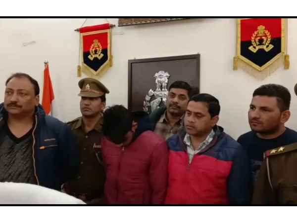 प्रेमी को बुलाया था घर पर प्रेमी को बुलाया था घर पर