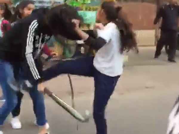 चर्चा का विषय बना वीडियो