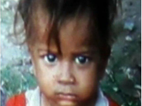 फोर्ड कार से बच्चे को कुचलकर फरार