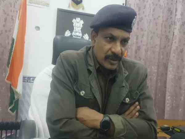 मां-भाई को दबंगों ने दी धमकी