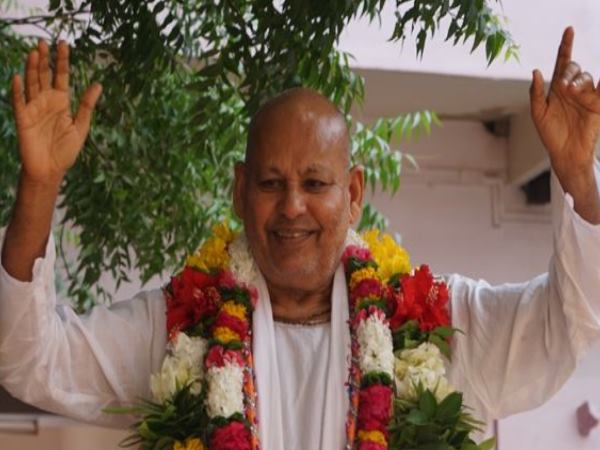 55 हजार गौवंश की सेवा कर रहे हैं रमेश बाबा