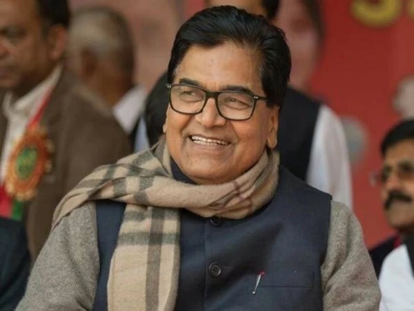 Ram gopal yadav and ramdas Athawale demands to increase reservation for OBC 