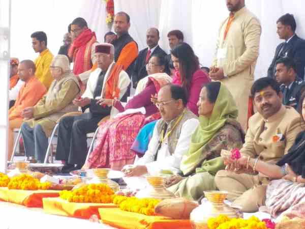 गंगा पूजन कर प्रमुख संतों से करेंगे मुलाकात गंगा पूजन कर प्रमुख संतों से करेंगे मुलाकात