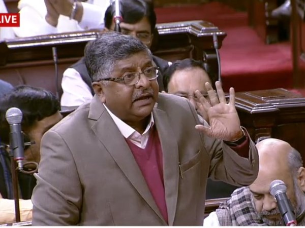 जब मैच क्लोज होता है तो छक्का लगता है जब मैच क्लोज होता है तो छक्का लगता है